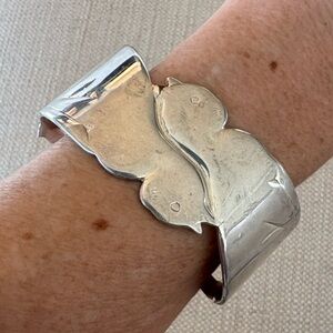 Silver Kitty 🐈‍⬛ Cuff Bracelet